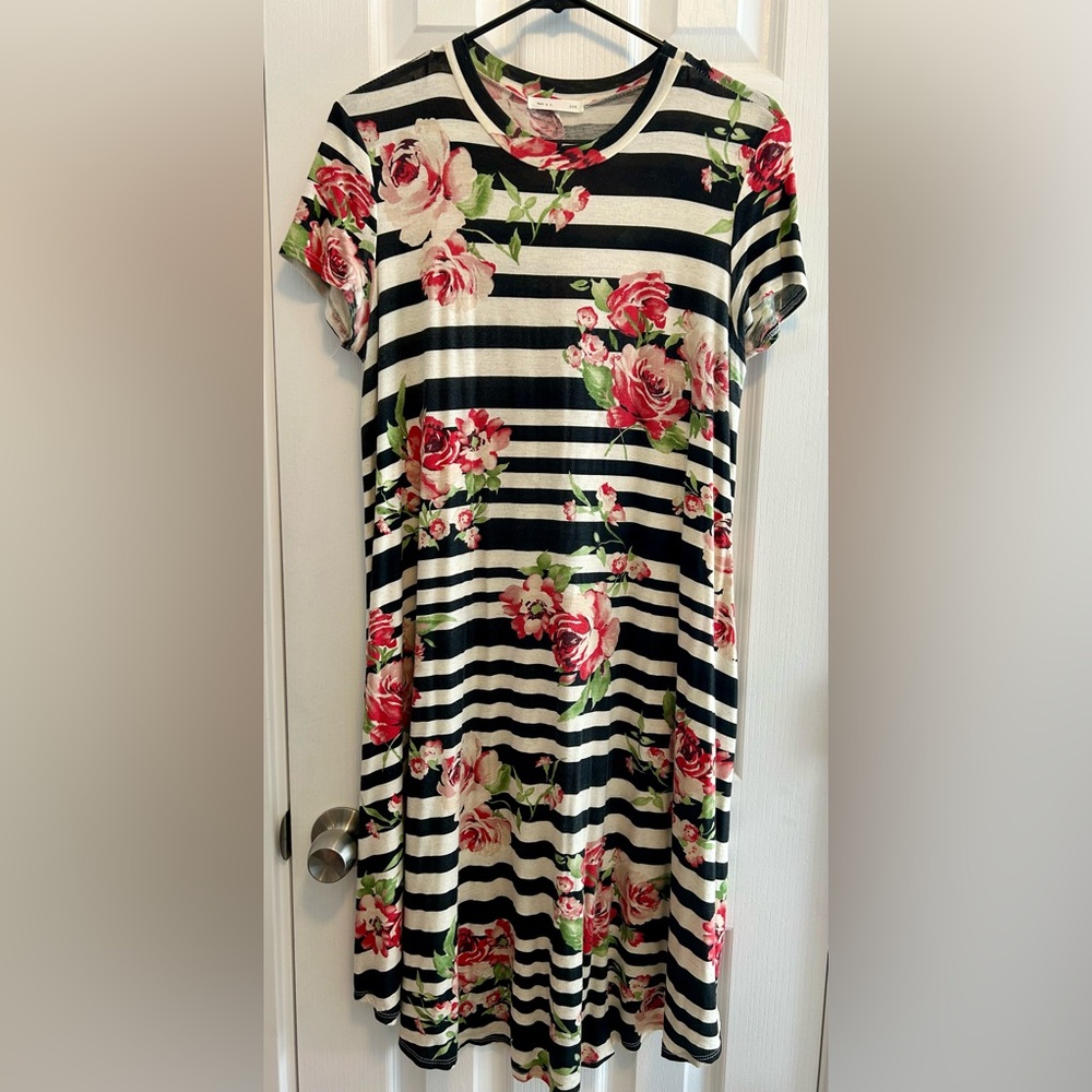 Reb & J. Striped Floral Print T-Shirt Dress